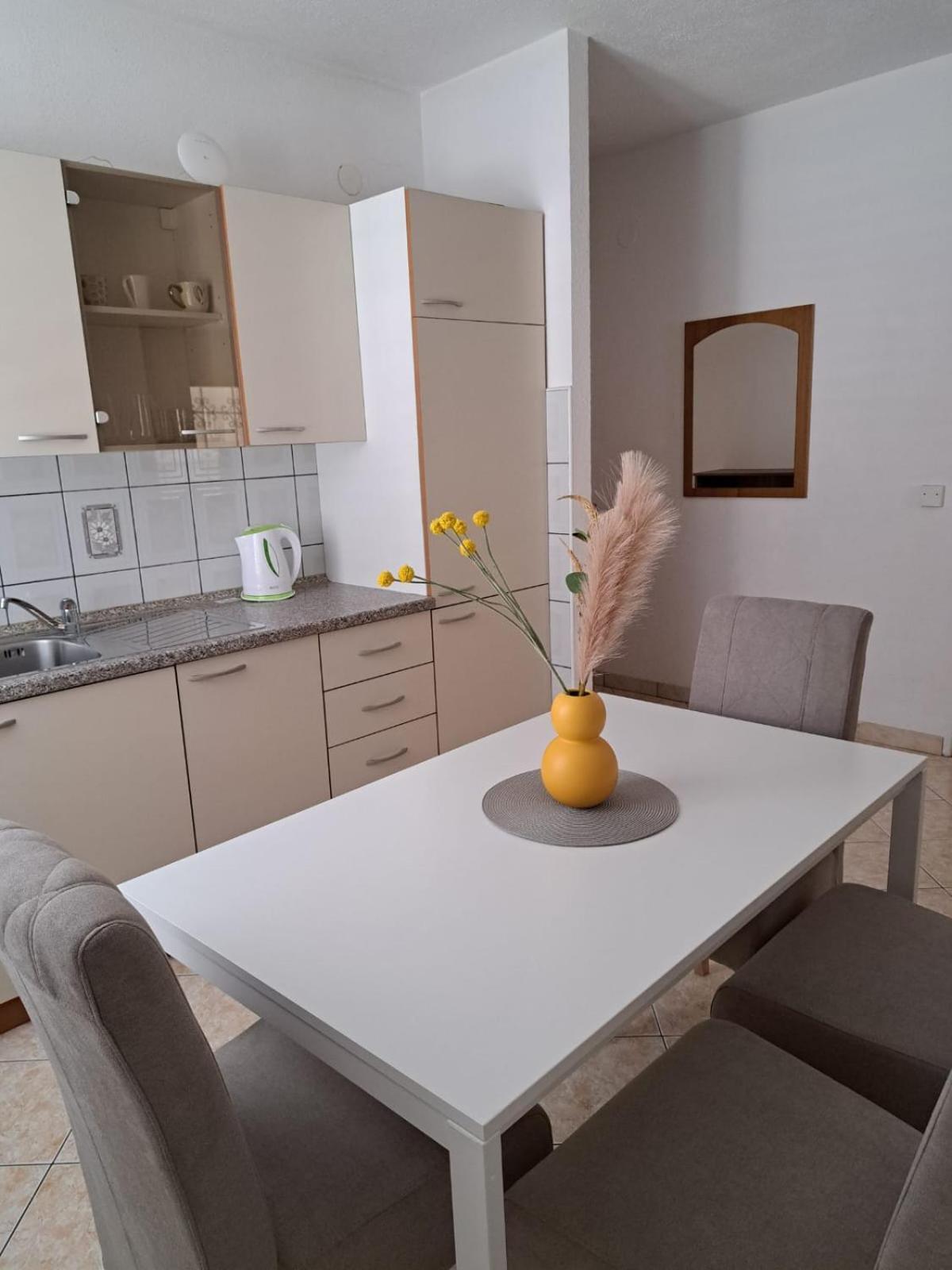 Apartments Tily トロギール エクステリア 写真